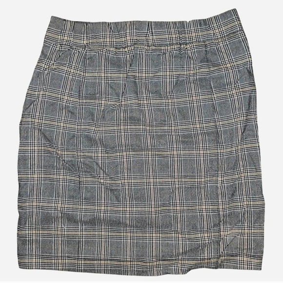 Fashion Nova Plaid Mini Skirt XS NWT Classic Stretchy Check - Picture 3 of 4